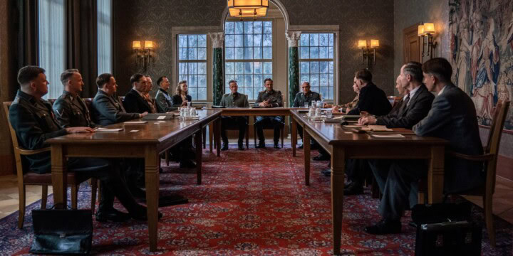 Die Wannseekonferenz beginnt: In nur 90 Minuten beschließen am 20. Januar 1942 führende NS-Funktionäre die Organisation des systematischen Massenmordes. (c) ZDF/Julia Terjung