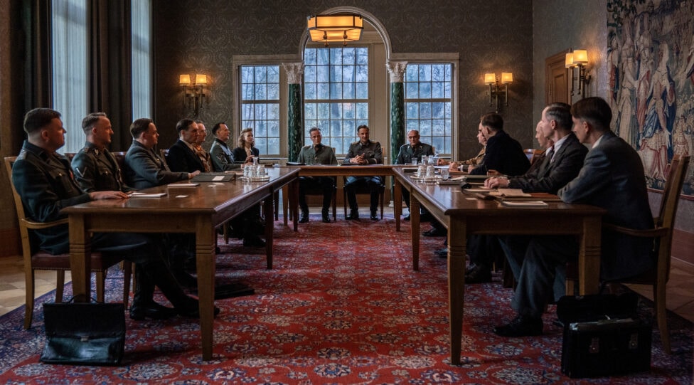 Die Wannseekonferenz beginnt: In nur 90 Minuten beschließen am 20. Januar 1942 führende NS-Funktionäre die Organisation des systematischen Massenmordes. (c) ZDF/Julia Terjung