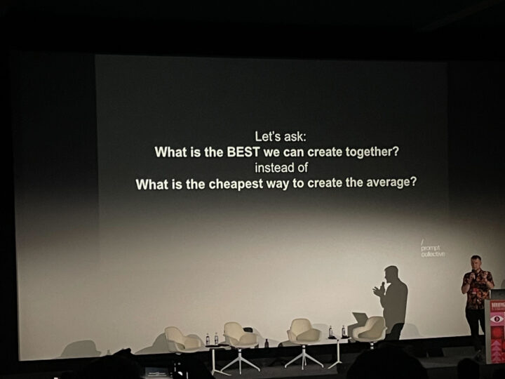 Hannes Jacobsen von DRIVE beta wirbt für einen proaktiven Umgang mit künstlier Intelligenz in Unternehmen (c) Medien.Bayern GmbH