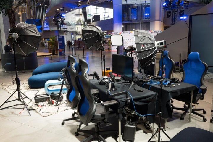 Twitch Lounge, Blauer Panther - TV & Streaming Award 2024, BMW Welt, München, 23. Oktober 2024, Foto: Jens Hartmann für Medien.Bayern GmbH