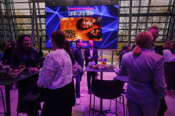 MUC/ München22.10.2025 München: Blauer Panther 2025 - Mood - Blauer Teppich© Johannes Simon